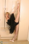 naked gymnastics flexible babes